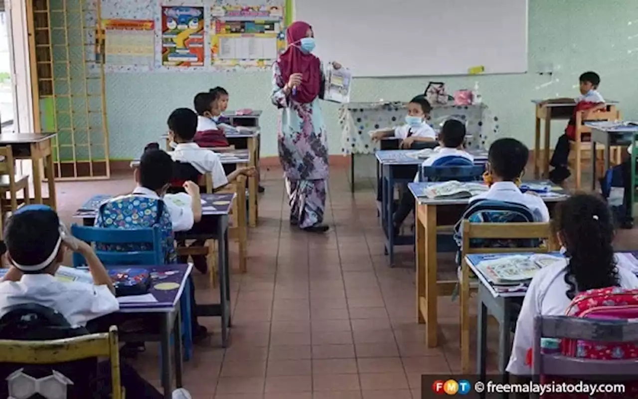 Schools facing shortage of 20,000 teachers, says union