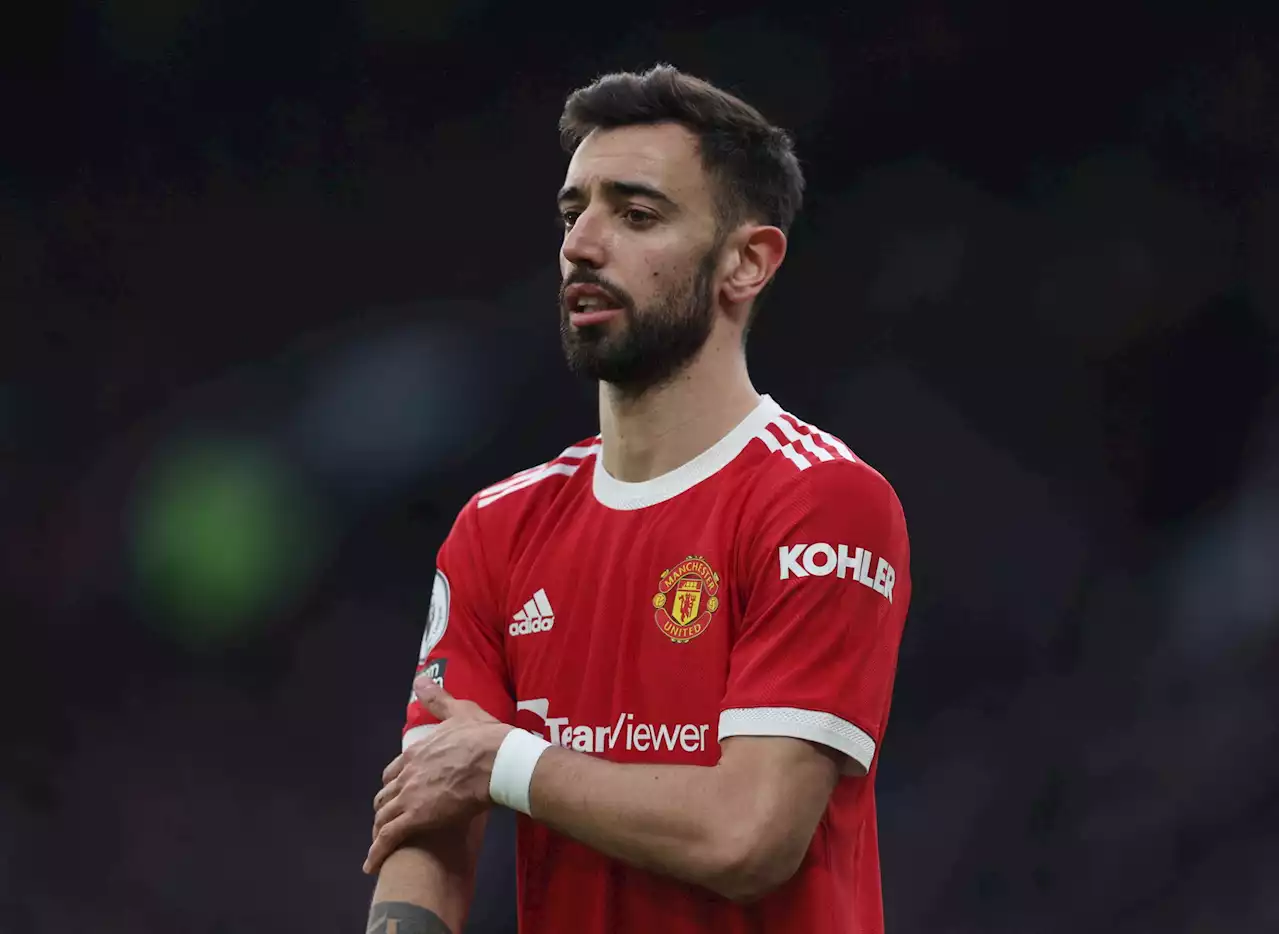 EPL: Bruno Fernandes, three Man Utd players fight in dressing room after Brighton defeat
