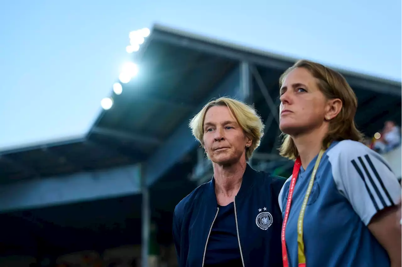 Krise im Frauen-Nationalteam: Voss-Tecklenburg weiter krank – die Gerüchteküche brodelt