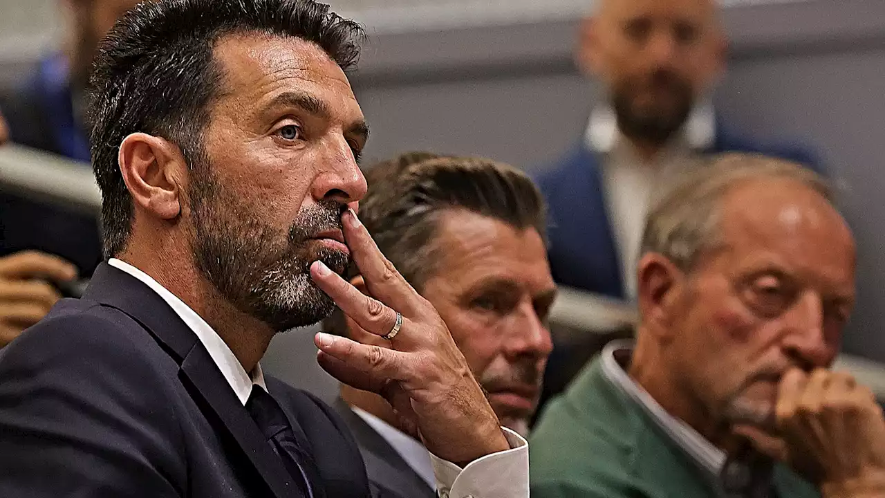 Buffon promuove la Juve: 'Competitiva per lo Scudetto, l'Inter avrà molti più impegni'