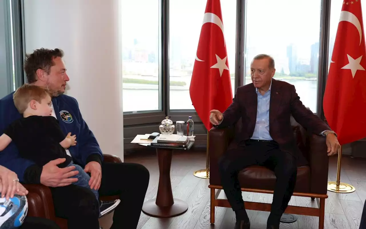 Bitte um Starlink-Freigabe in der Türkei: Erdoğan will von Musk Tesla-Fabrik