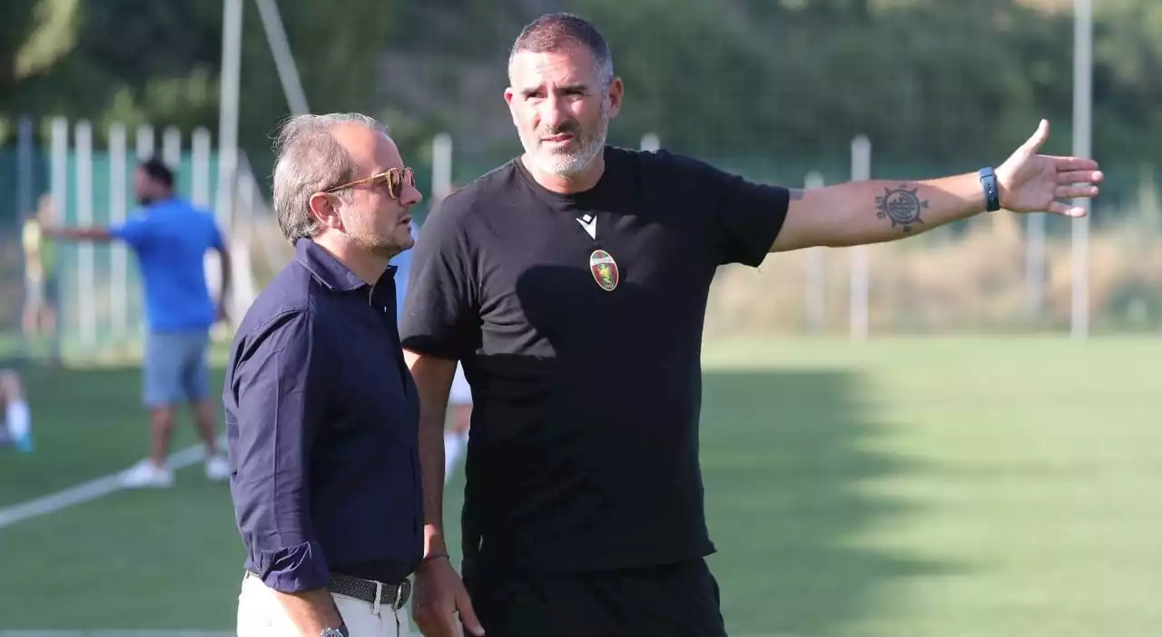 Ternana, Guida assolve Lucarelli: «Fatali gli errori ma giochiamo bene, ora servono punti»