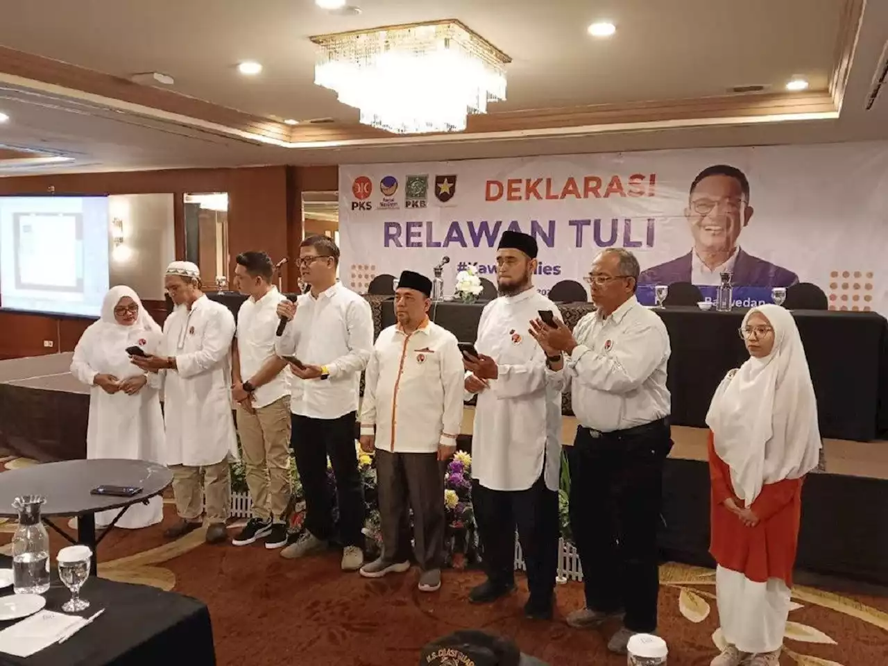 Bersama Anies, Relawan Penyandang Tuli Siap Perjuangkan Status Bahasa Isyarat