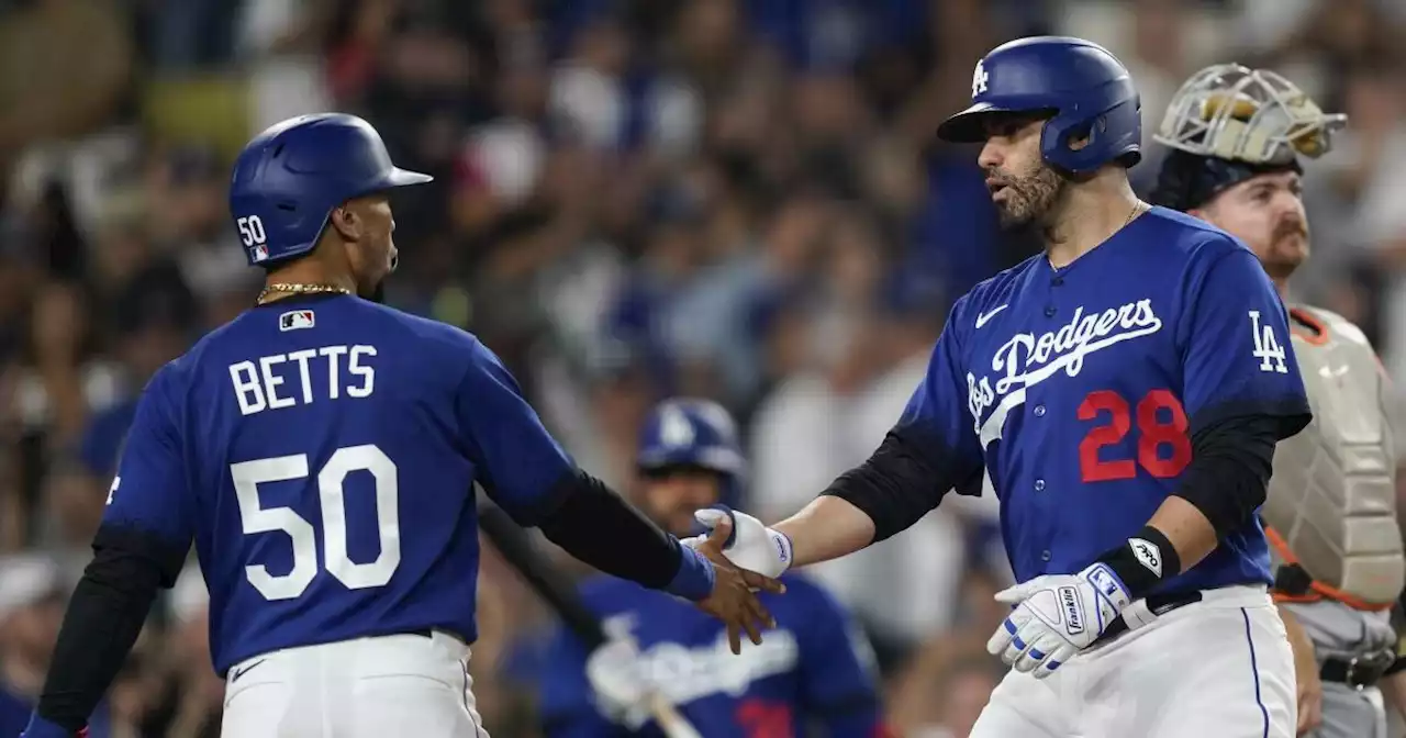 J.D. Martinez shows Eduardo Rodriguez what he's missing in Dodgers' win