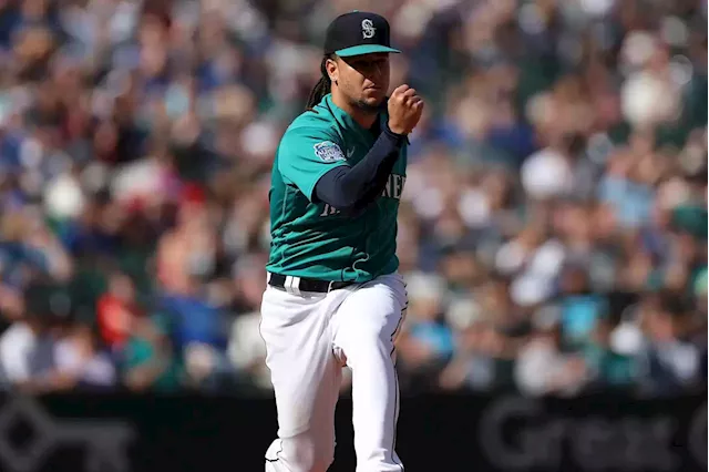 Crawford homers, Kelenic drives in two to back Castillo's win as Mariners  beat A's 7-2 - CBS Sacramento