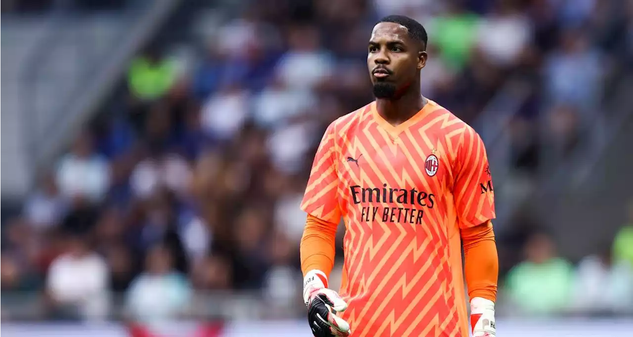 - Newcastle : Maignan sort sur blessure !