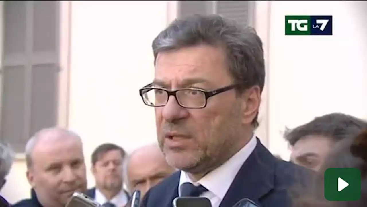 Giorgetti: 'Con l'aumento dei tassi, 14 miliardi in meno per la manovra'