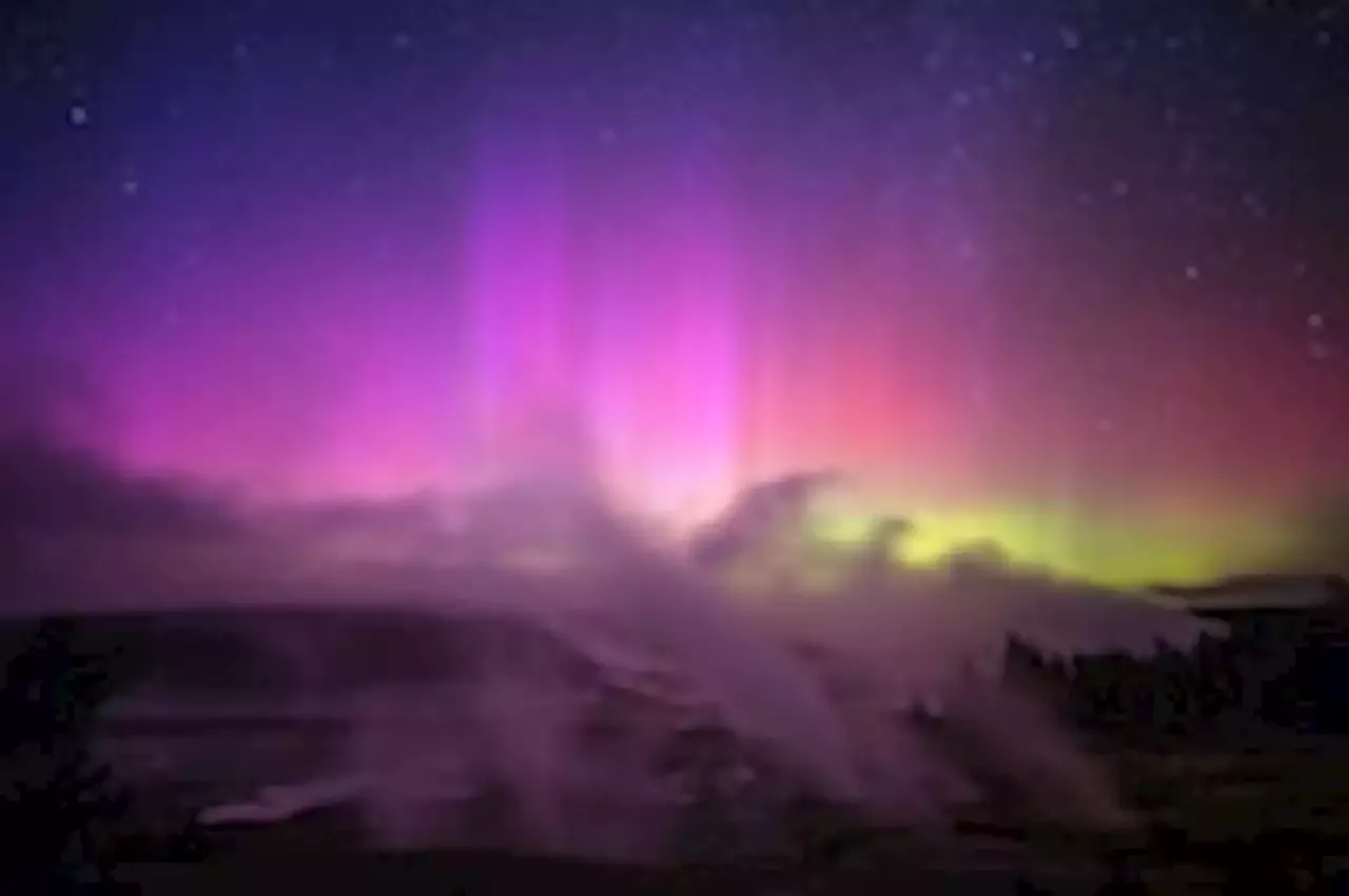 See how the northern lights dazzled in skies across the U.S. | Australia