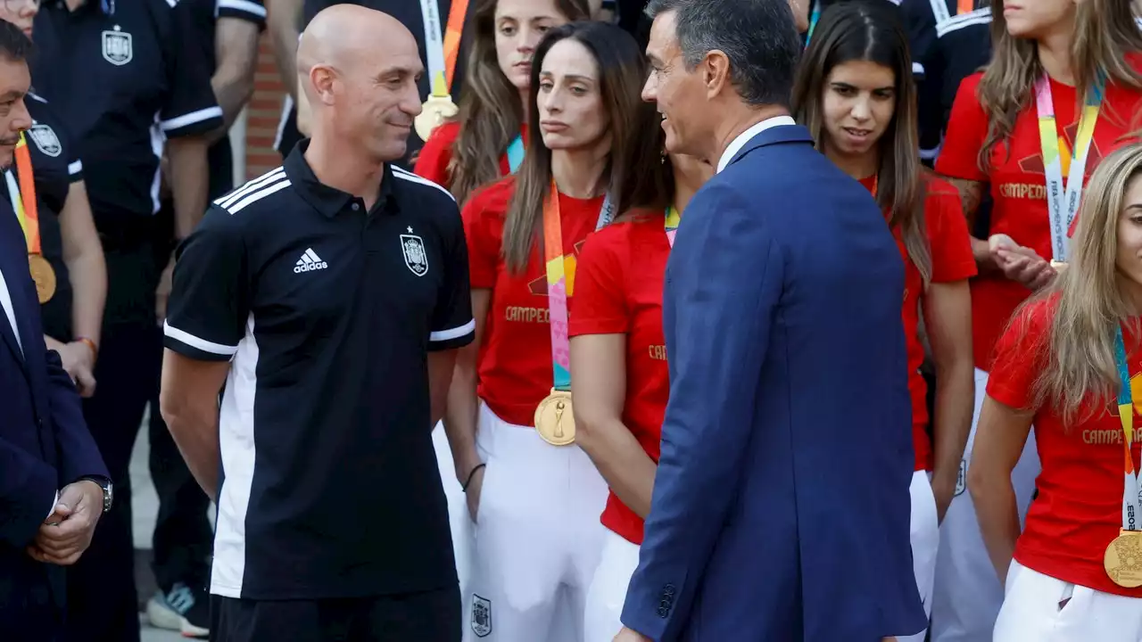 Pedro Sánchez niega que el caso Rubiales dañe la marca España y califica de 'ejemplar' la reacción de las jugadoras