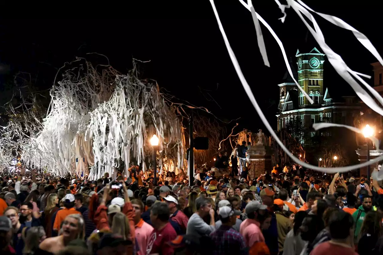 Dear Gameday Diary: The ongoing tale of my first-ever Auburn gameday experience