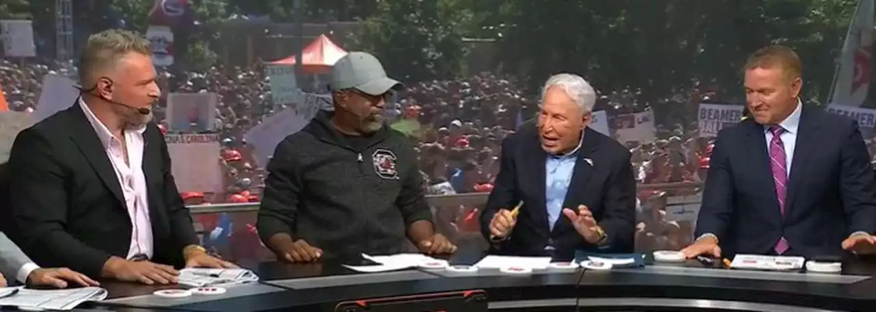 GameDay’s Lee Corso makes headgear pick, predicts CFP national champion; Here are the picks