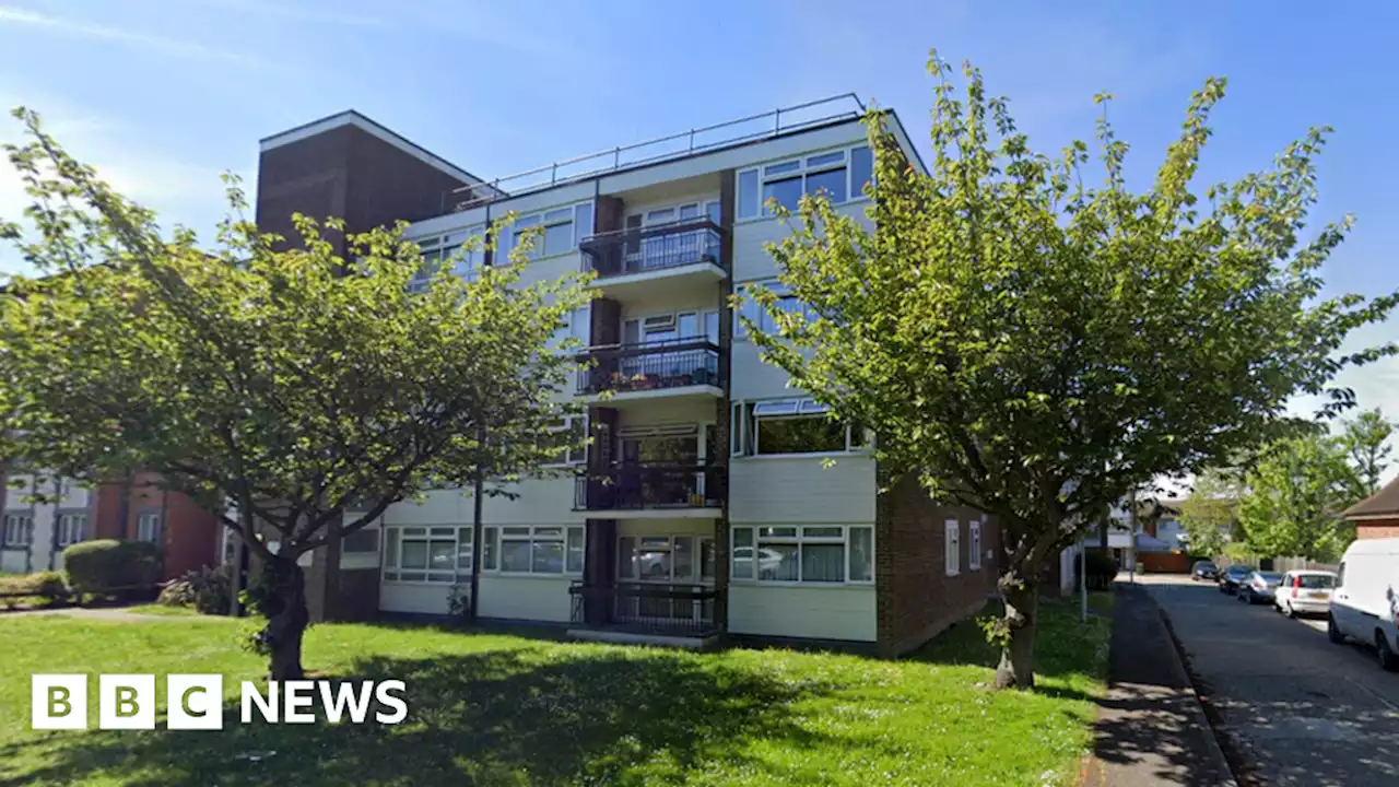 Chingford: Residents say bird poo flood compensation not enough