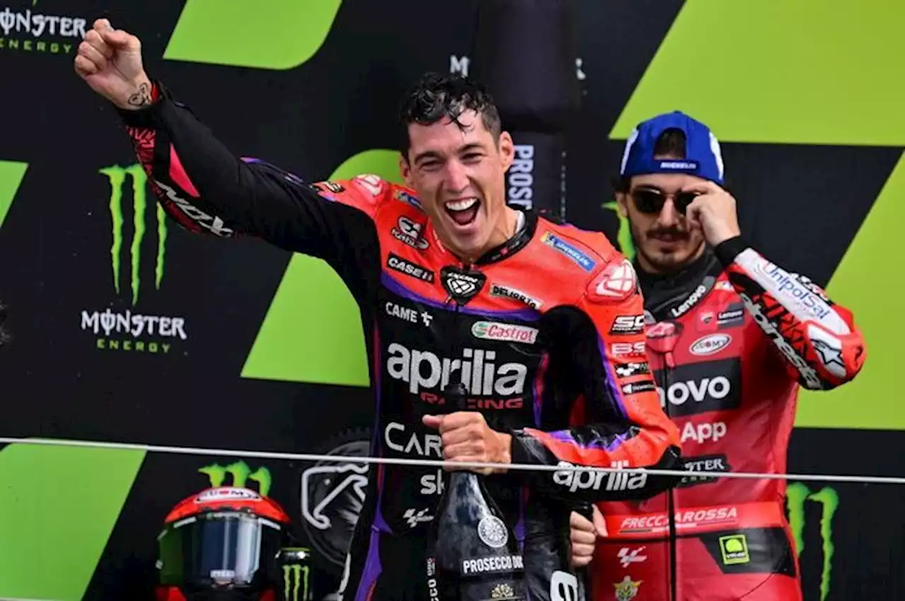 - Espargaro Angkat Topi untuk Bagnaia, Tenang Meski Dikeroyok Aprilia