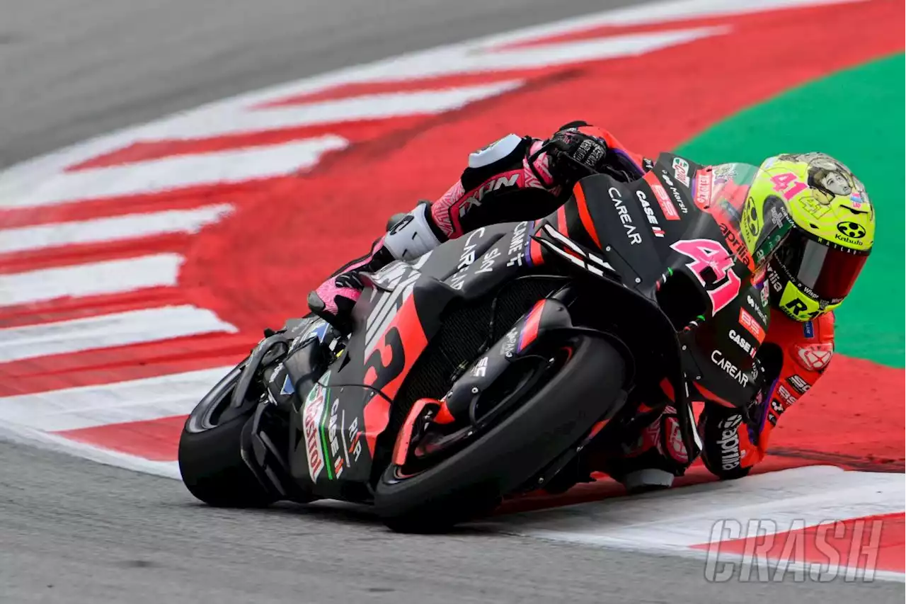 Aleix Espargaro beats Francesco Bagnaia to Catalunya sprint win