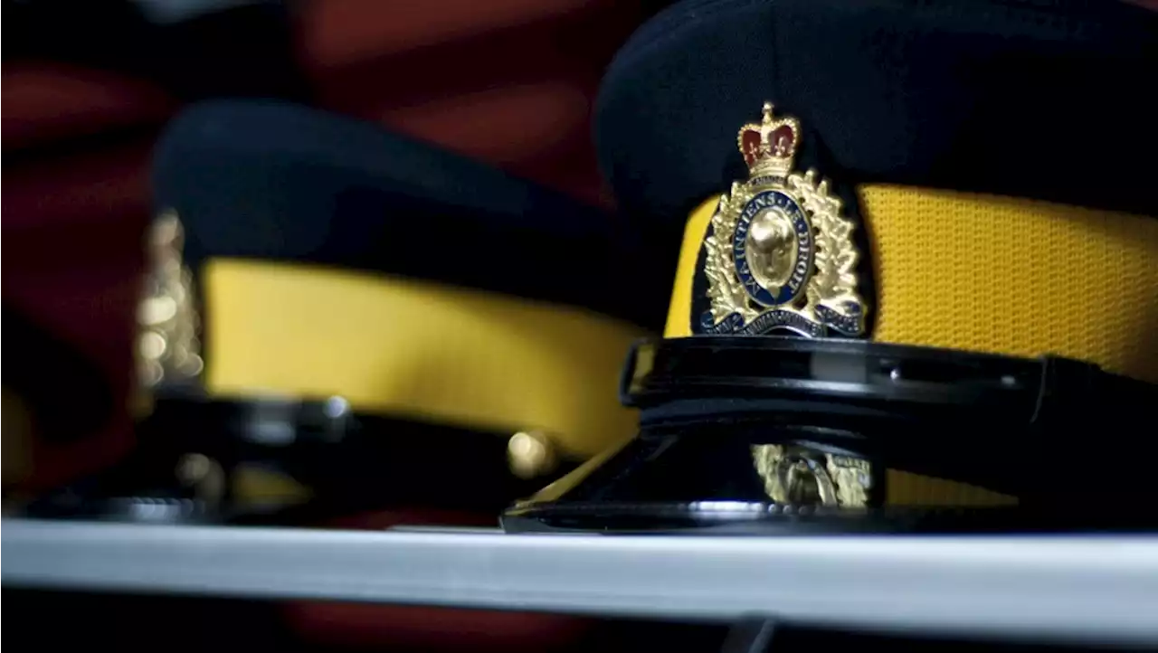 Motor vehicle collision shuts down one lane on Highway 9