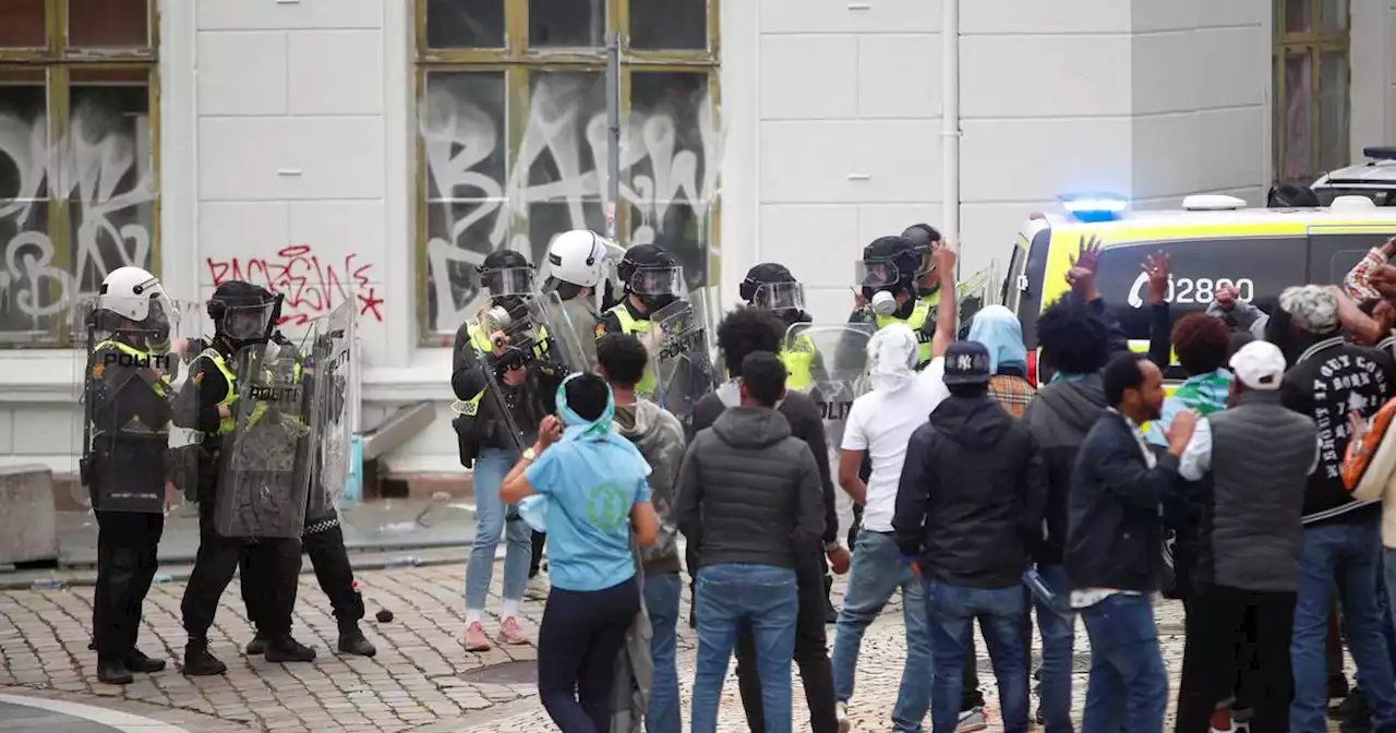 Politiet om opptøyene i Bergen sentrum: – Situasjonen er uavklart