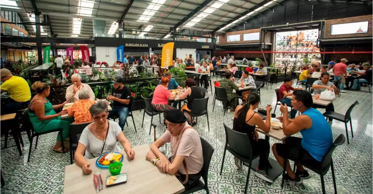 A disfrutar de la sazón de cocineros tradicionales y chefs profesionales en la plaza de mercado de Envigado