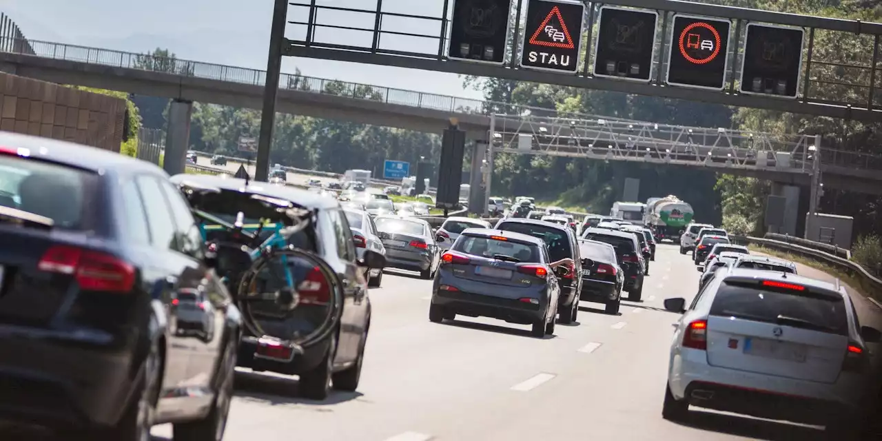 Fünf Kilometer Stau – totales Stau-Chaos in Österreich