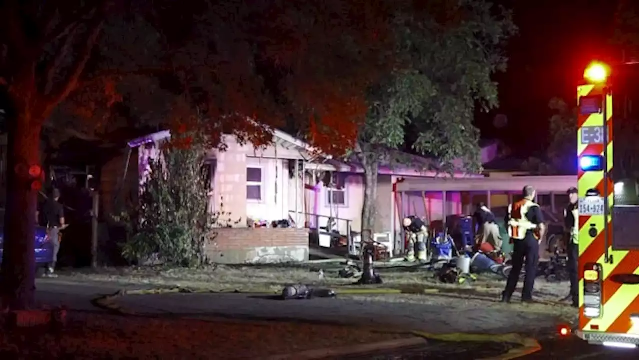 1 person in custody, arson investigators called in Northeast Side fire, SAFD says