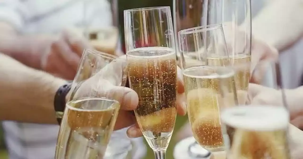 Warning issued to Prosecco drinkers as drink could soon be 'wiped out'