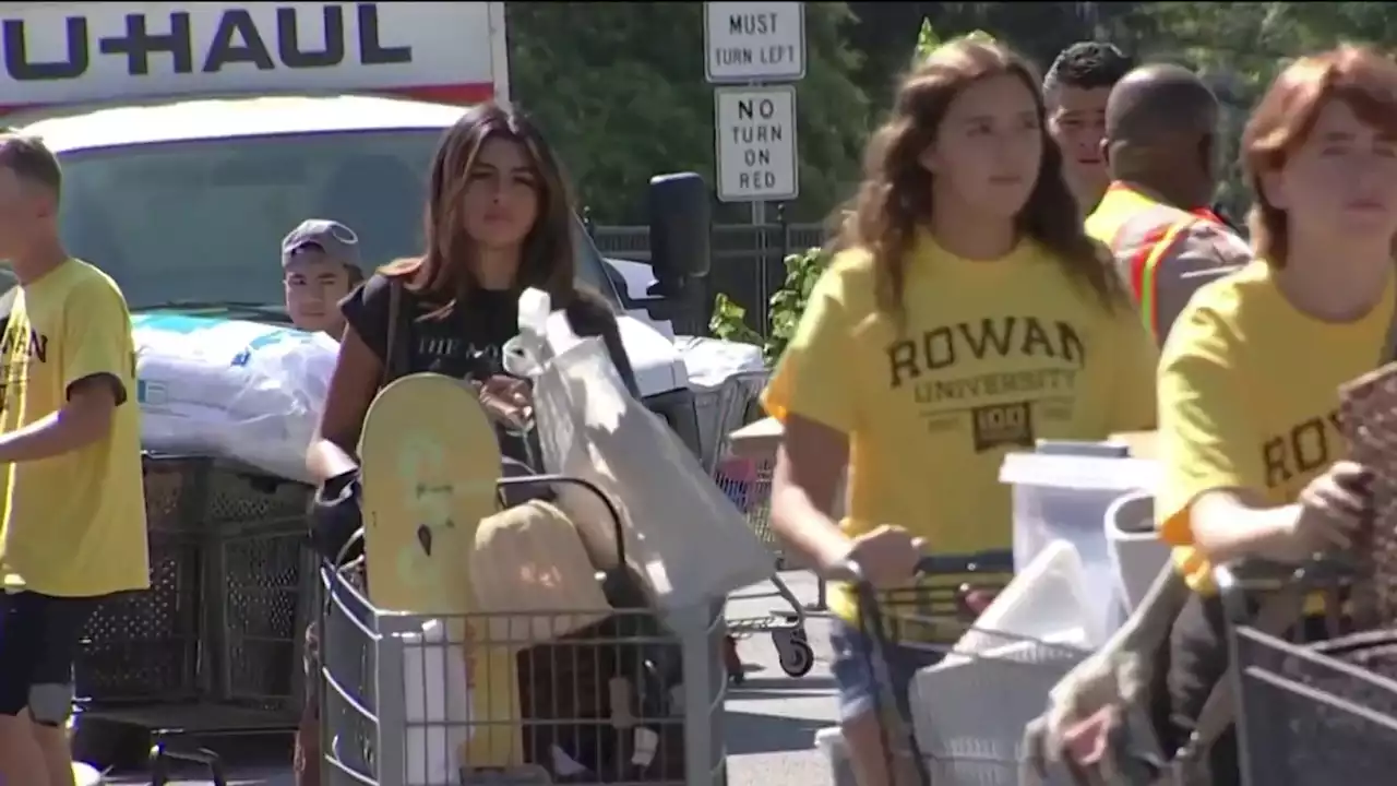 First-year students move into Rowan University residence halls ahead of the school year