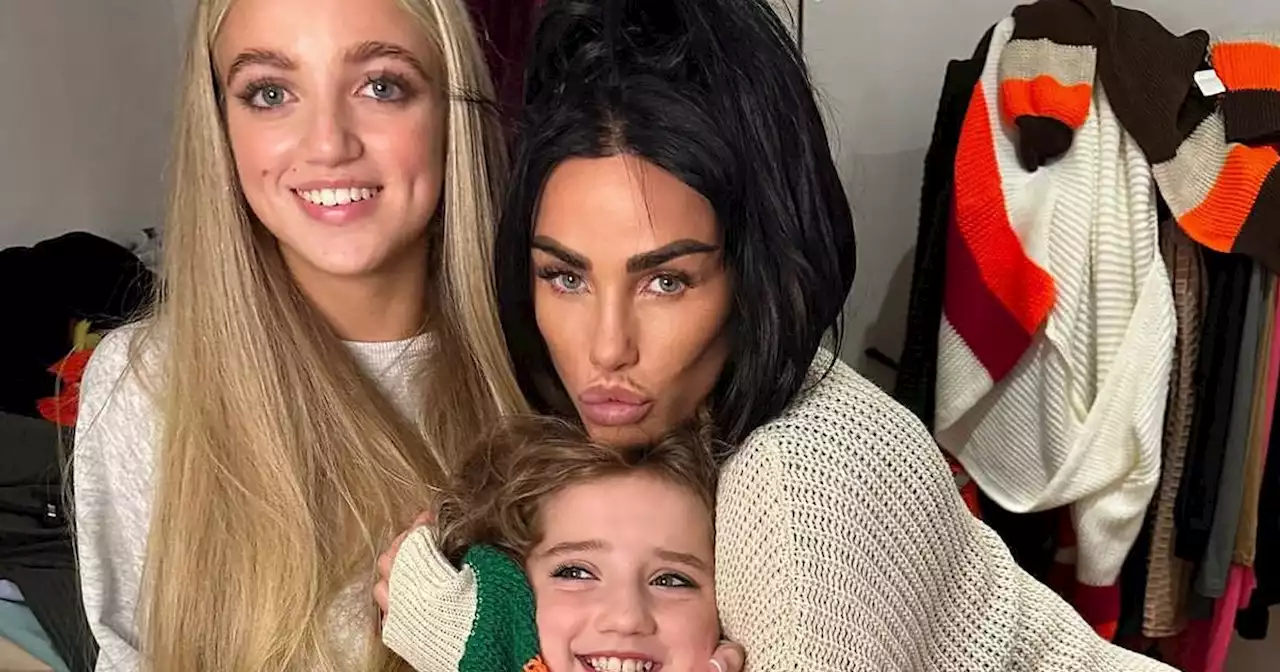 Katie Price trolled for sharing pic with lookalike daughters Princess and Bunny