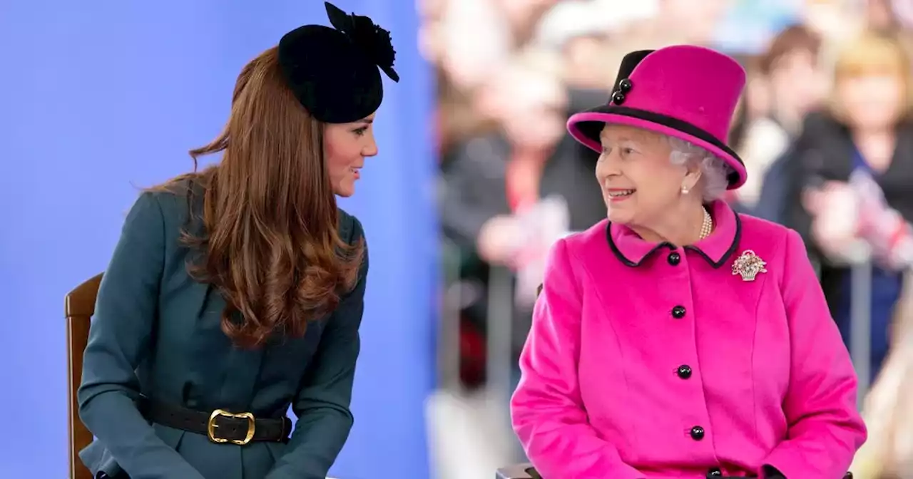 Queen made 'stinging' quip about Kate Middleton over luxury holidays