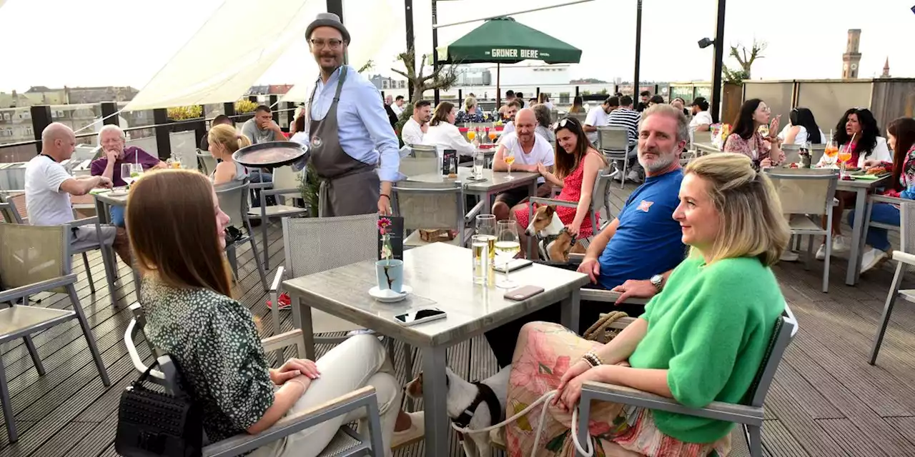 Exklusive Aussicht: Café über den Dächern Fürths kehrt zurück