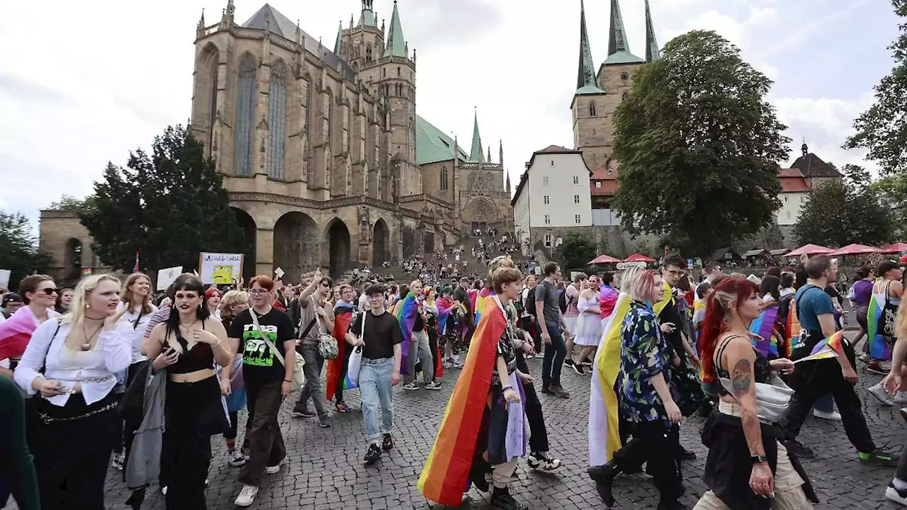 Christopher Street Day: Tausende auf Erfurts Straßen