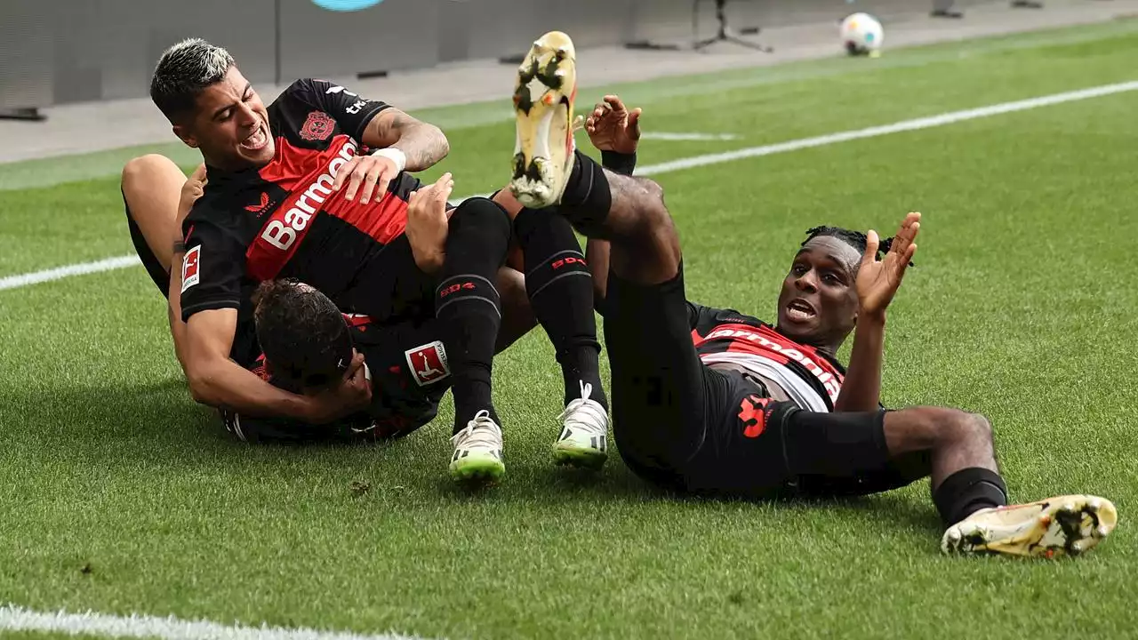 Frimpong doet met twee assists weer van zich spreken bij Bayer Leverkusen
