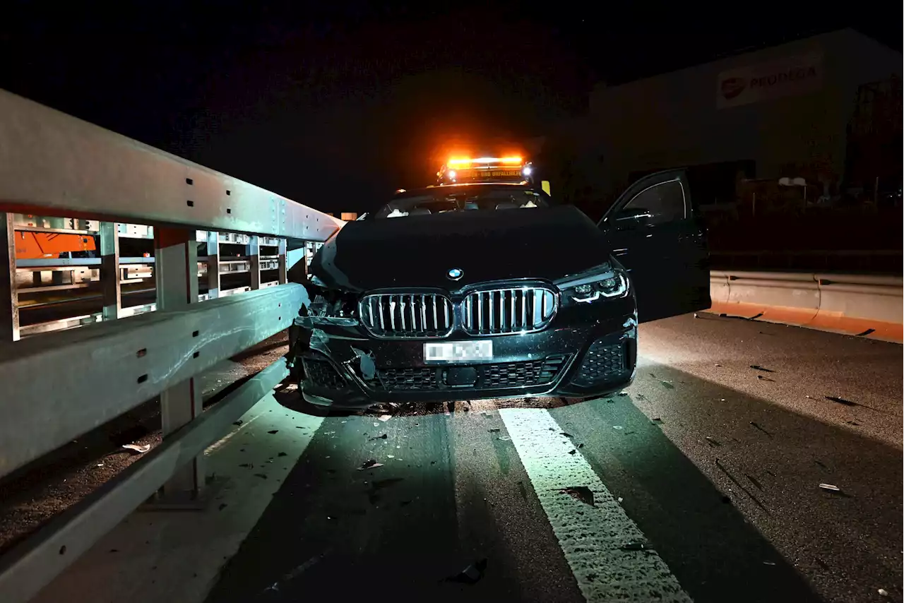 St. Gallen SG / A1: Fahrunfähig mit Mietauto verunfallt