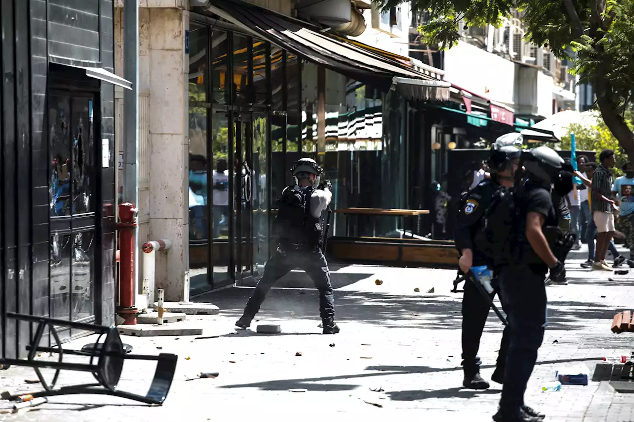 More than 100 injured in Eritrean clashes in Tel Aviv