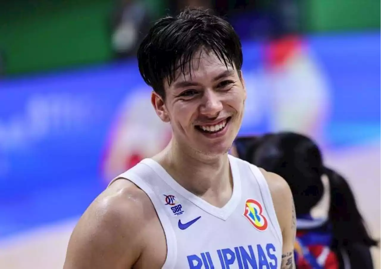 Araneta crowd serenades 'Saint' Dwight with 'Happy Birthday'