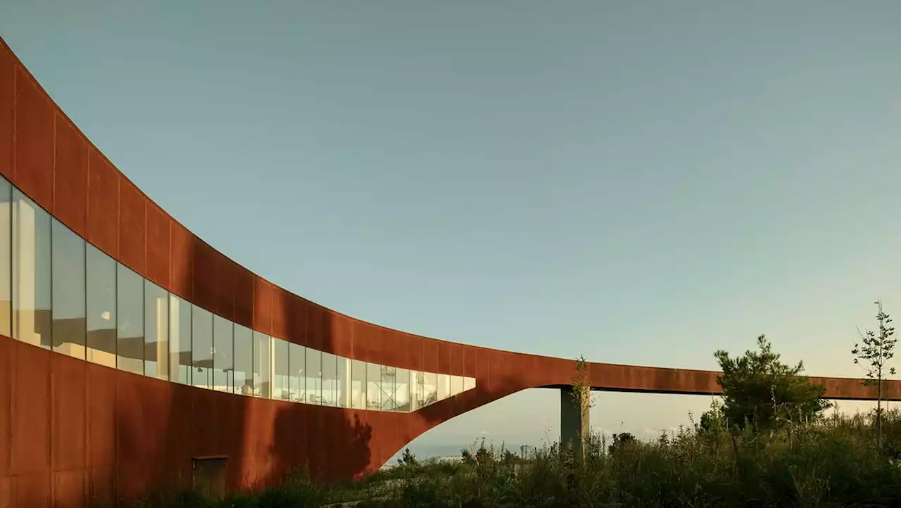 Çanakkale Antenna Tower is a striking public attraction with an ecological touch