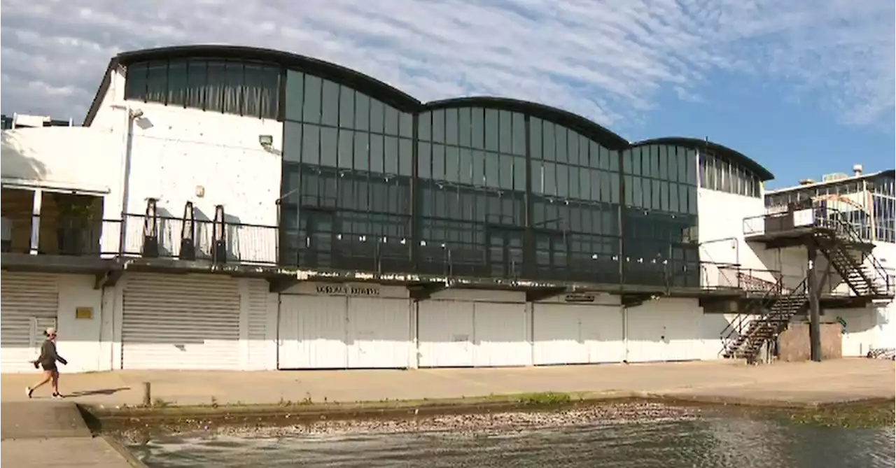 Authorities investigating second major gastro outbreak at Melbourne venue