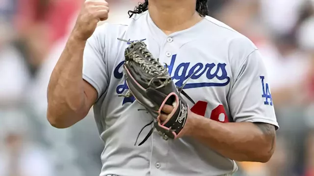 Dodgers pitcher plays in front of mom for 1st time after 7 years apart -  ABC News