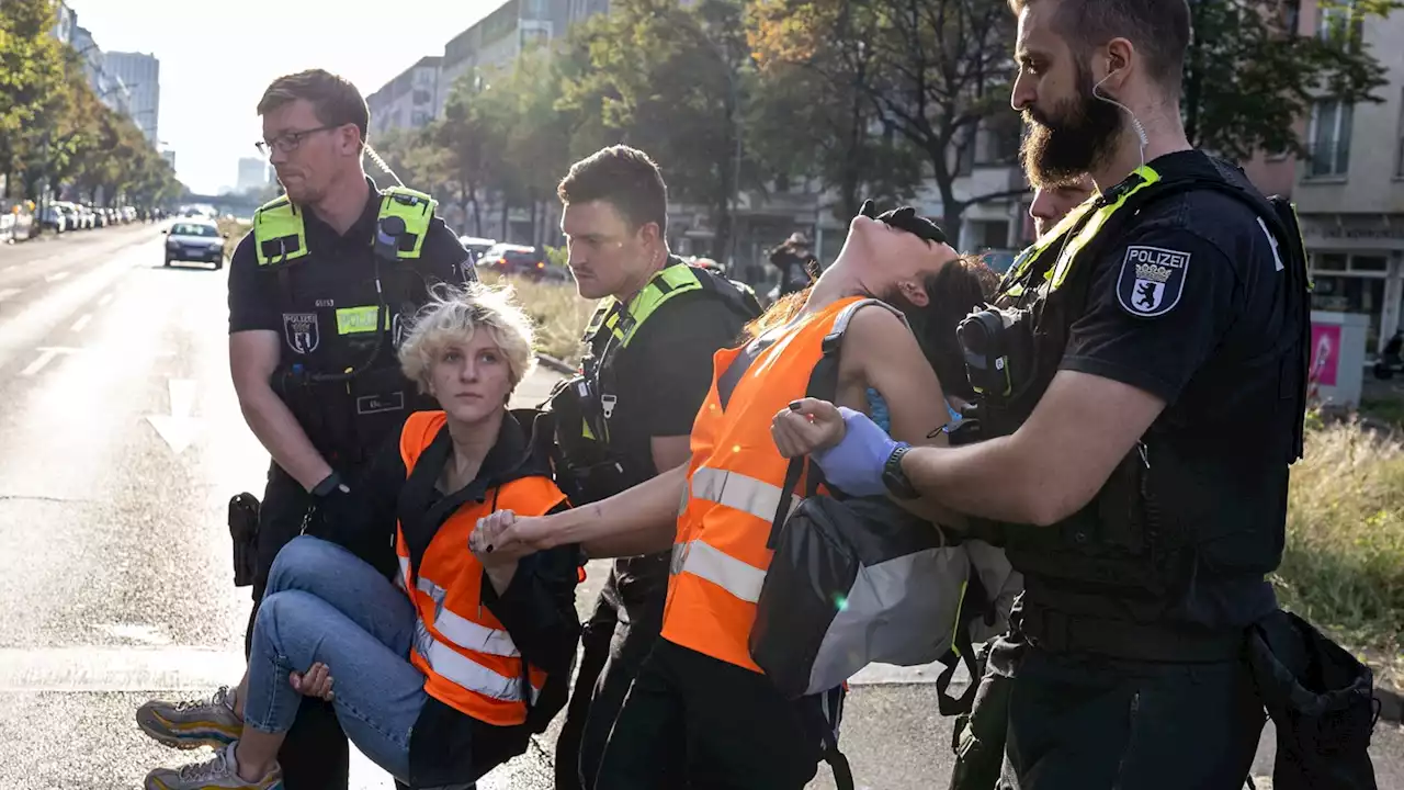 Geht die Polizei zu hart vor gegen Klima-Kleber?