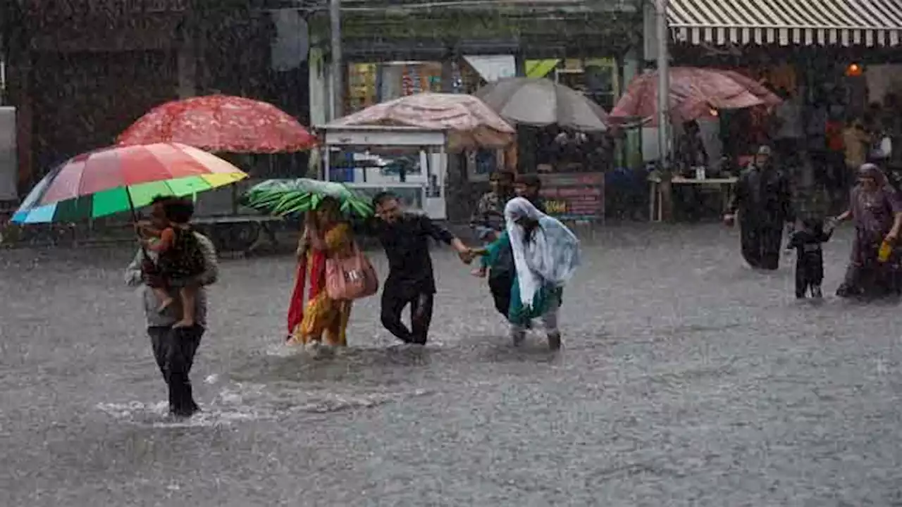 India to receive heavy monsoon rains in Sept. Will it affect Pakistan?