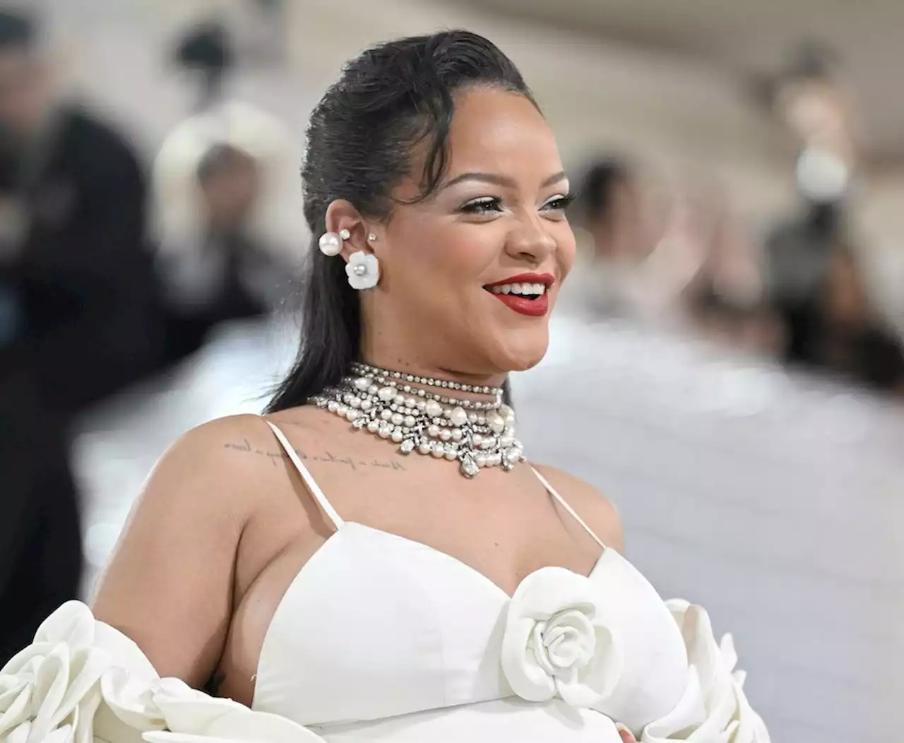 Pop-Superstar: Rihanna stellt Söhnchen Riot Rose vor