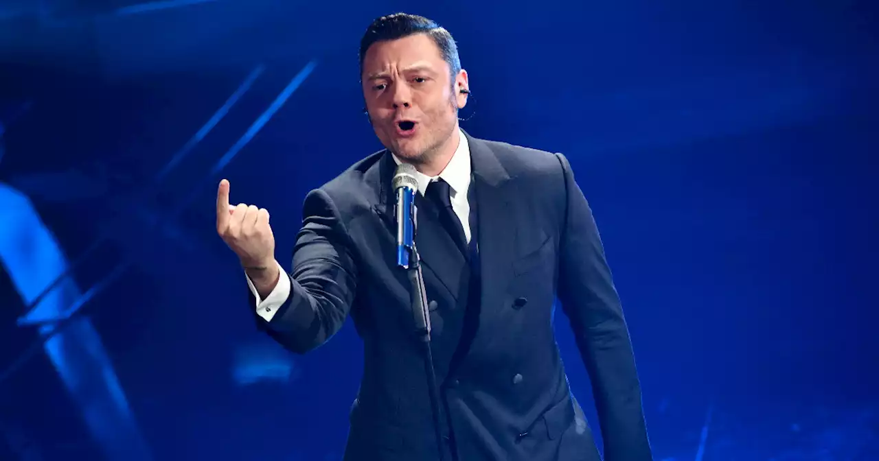 Tiziano Ferro: il divorzio, i figli e la mancanza di rispetto (e umanità) di certi commenti