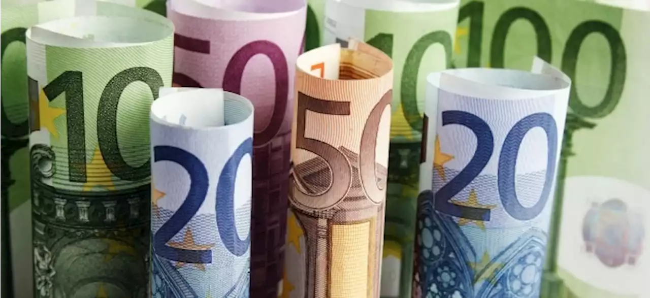 Euro Dollar Kurs: Darum sackt der Euro im Späthandel ab