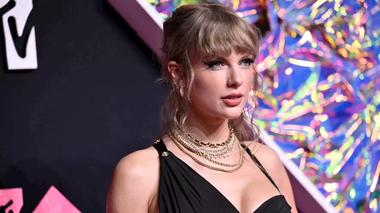 Taylor Swift Fans Broke Google With '1989' Vault Puzzles