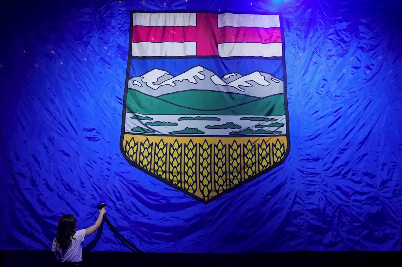 Alberta set to release report on whether to ditch CPP for provincial pension plan