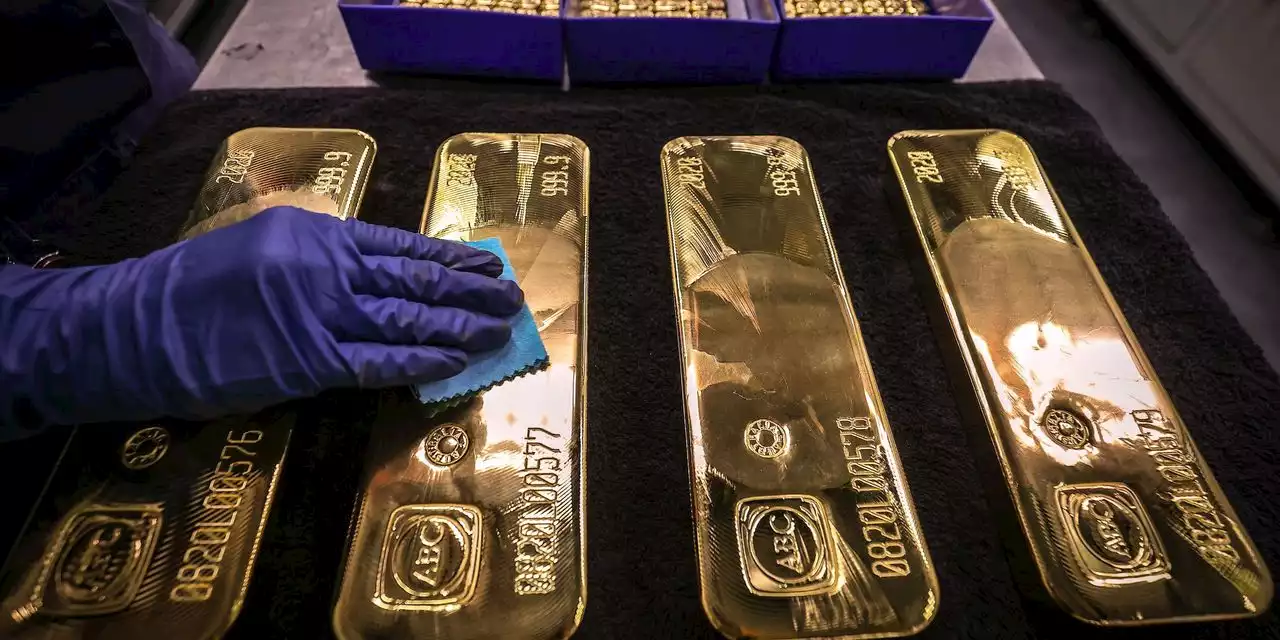 Gold prices climb for fifth day as traders await Fed decision