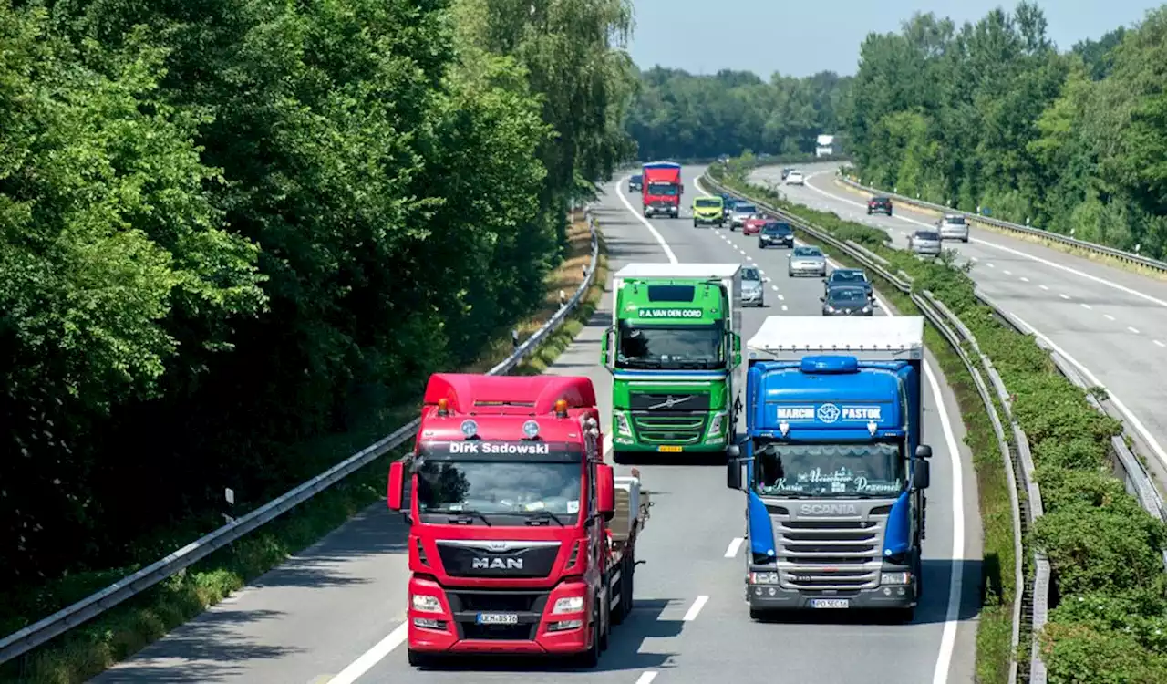 Navi führt Radfahrerin auf die Autobahn – Polizist sorgt für Happy End