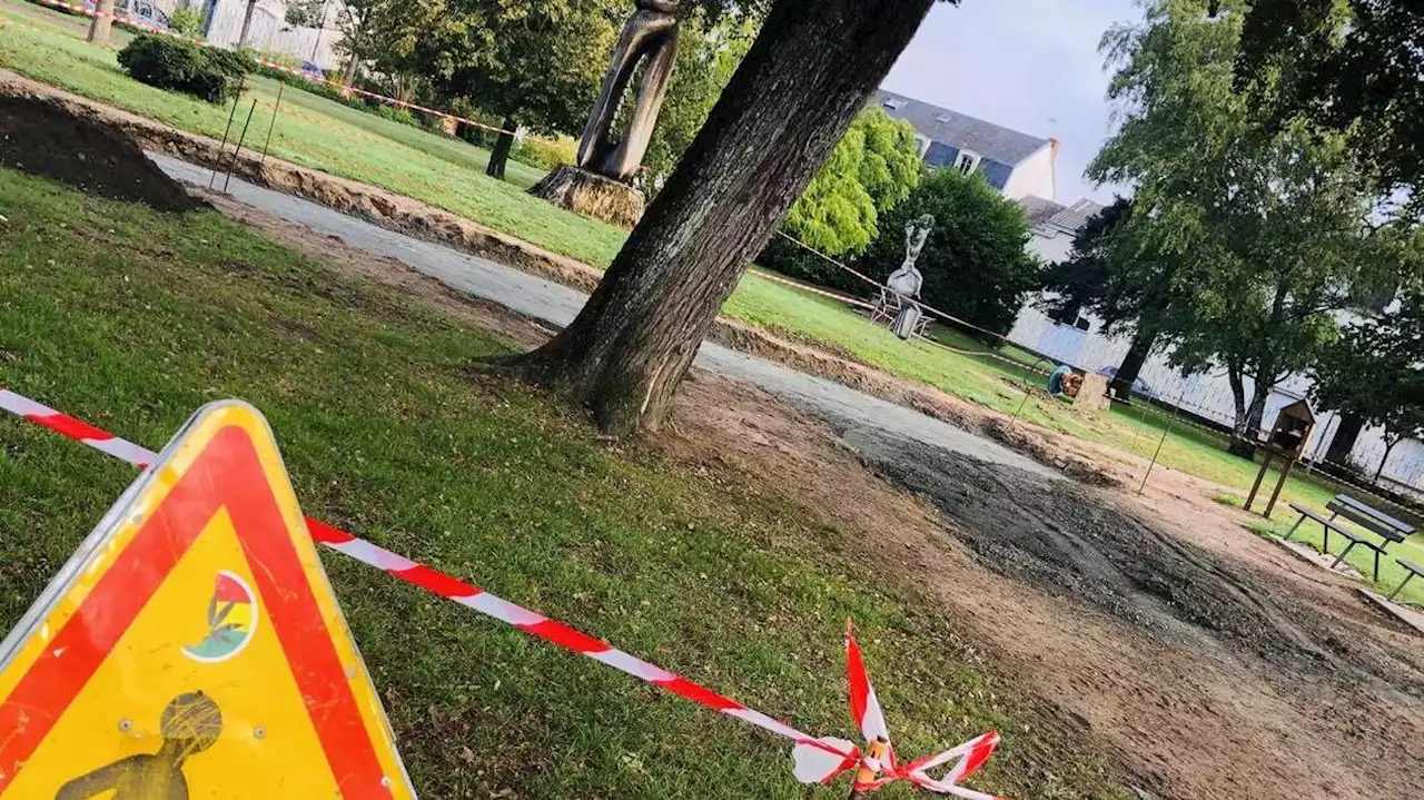 Parthenay. L’aire de jeux du jardin public rénovée | Courrier de l'Ouest