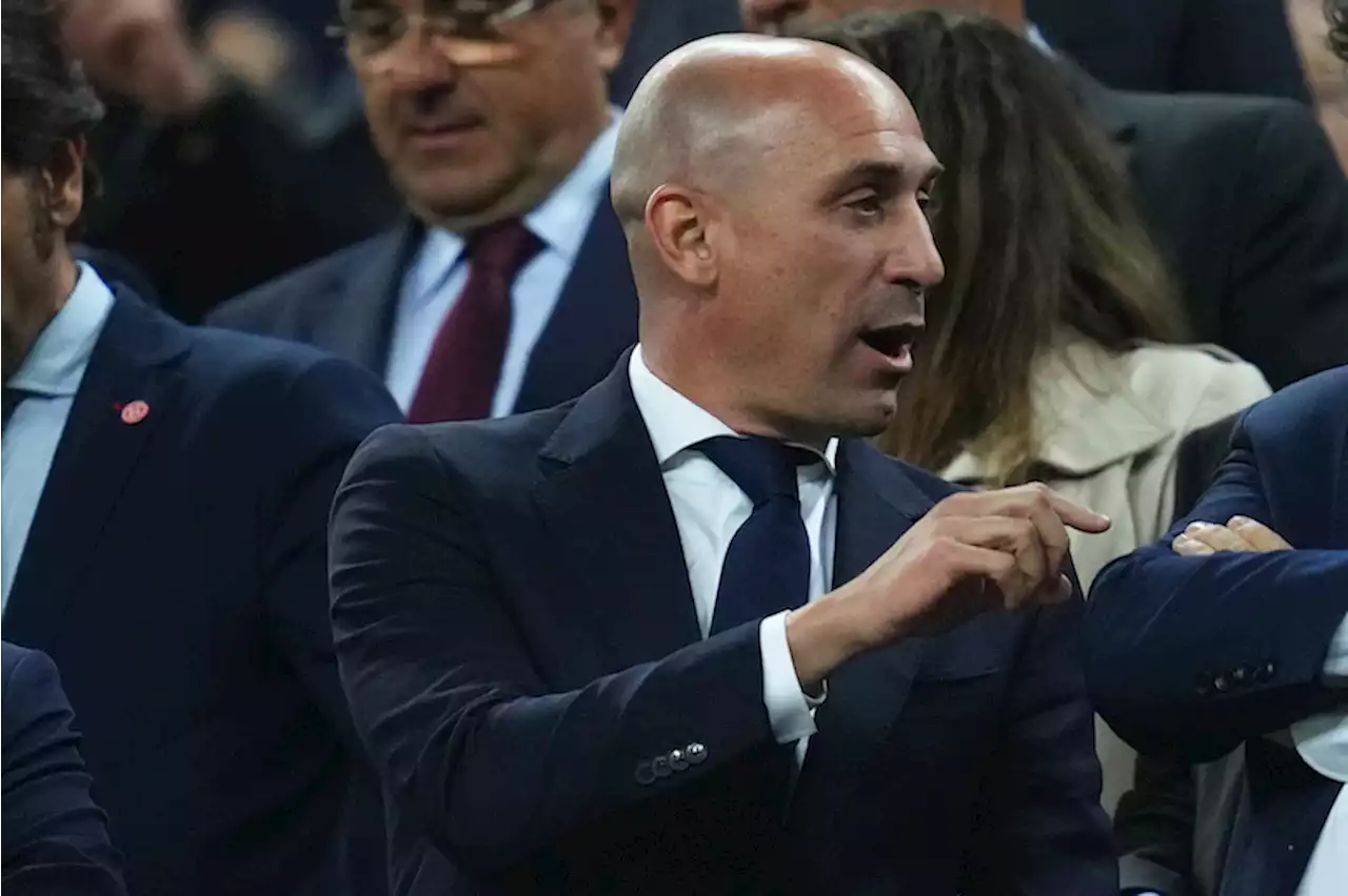 「キスに同意していた」と虚偽の証言を強要？ 元スペインサッカー連盟会長に新たな疑惑が浮上