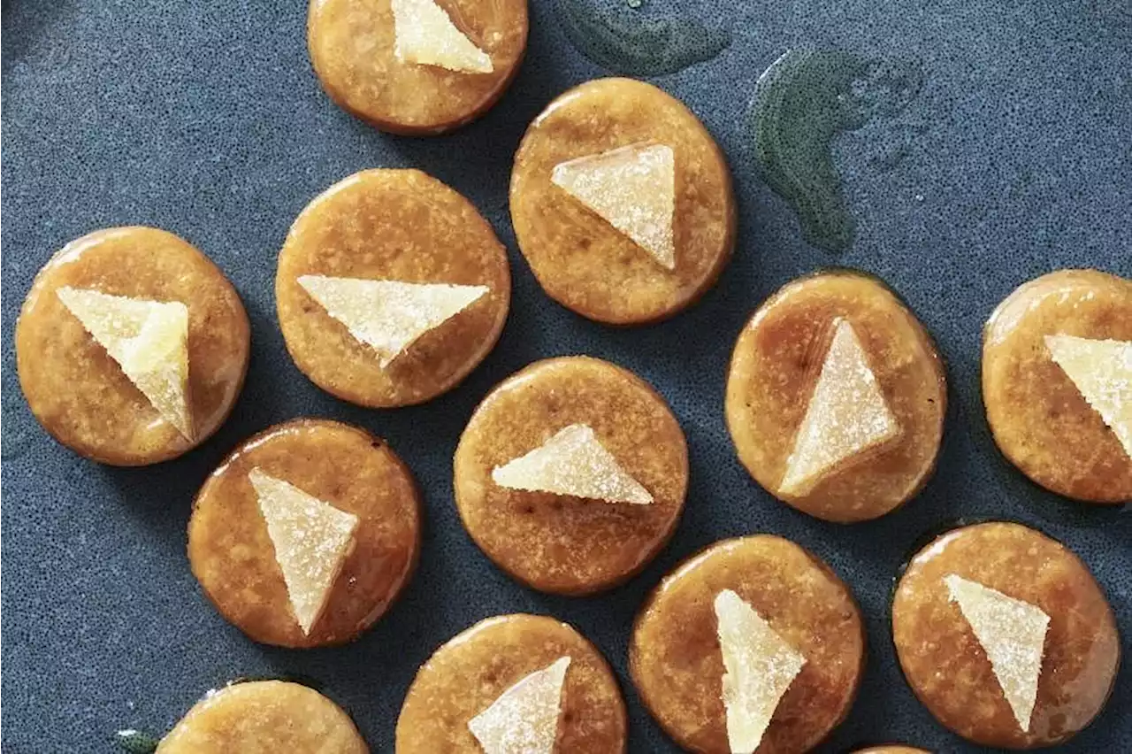 The amber gleam of yakgwa, South Korea’s ‘It’ cookie