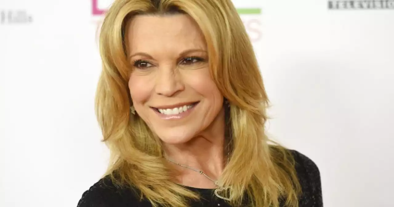 Vanna White to remain on 'Wheel of Fortune'