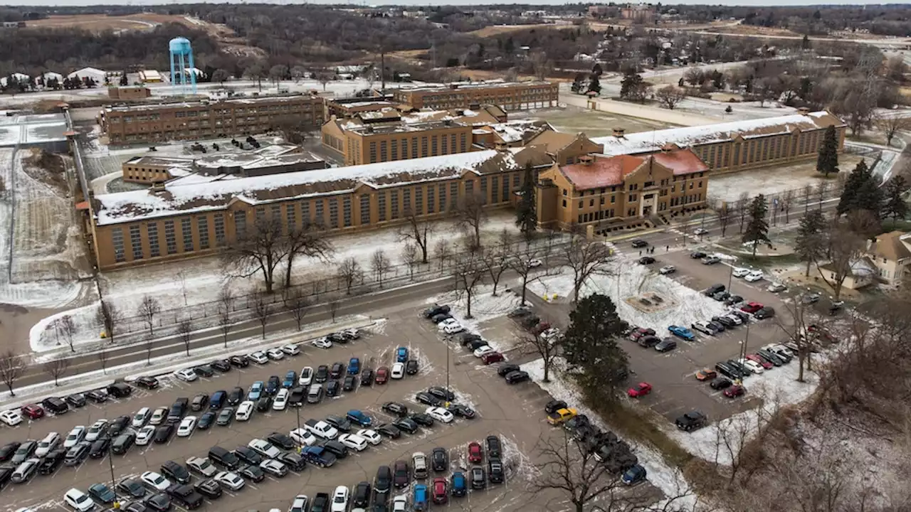 Tests show drinking water is safe at a Minnesota prison, despite inmate concerns